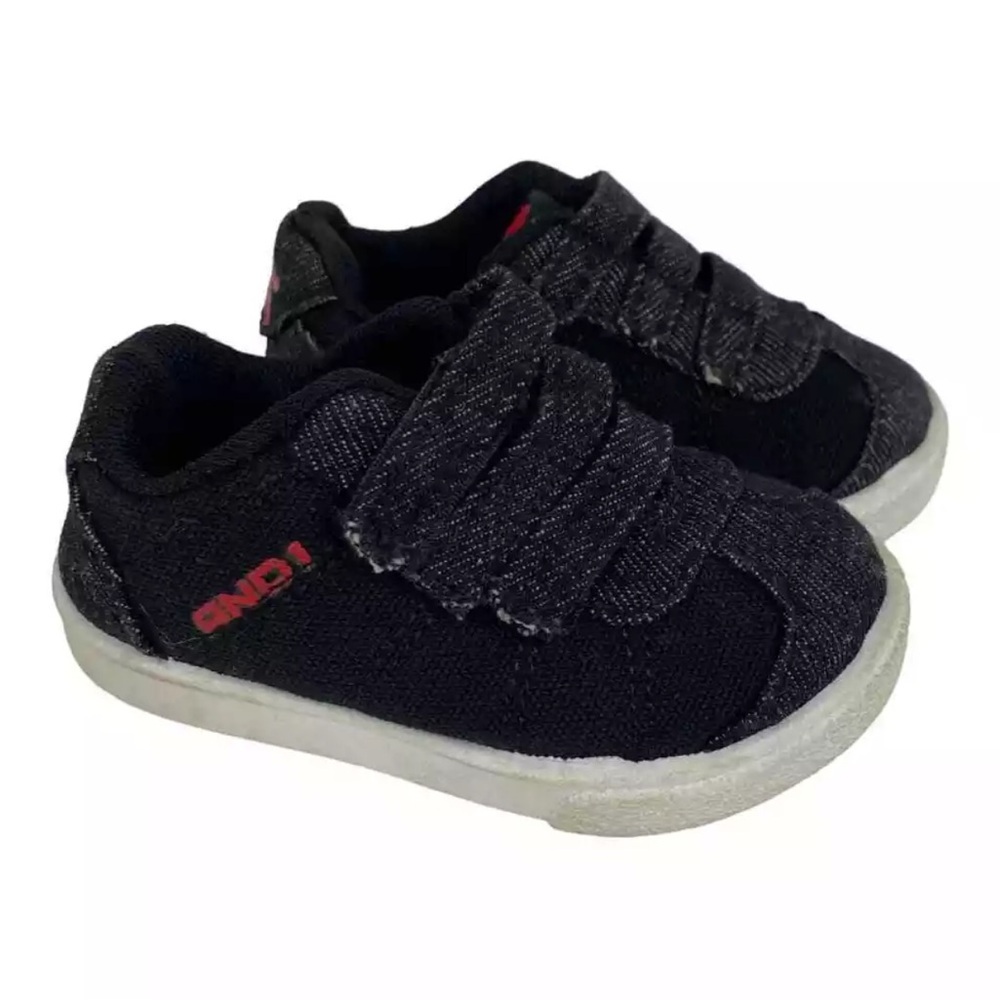 And1 Boys Size 4 Toddler Sneakers Easy On Black Red Canvas Round Toe, Closed Toe